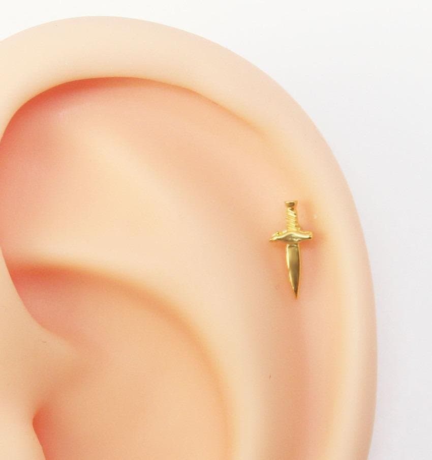 Piercing Hélix  Adaga Folheada a Ouro