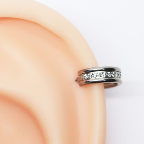 Piercing Hélix Argola Clicker Tripla em Titânio Natural com Zircônias