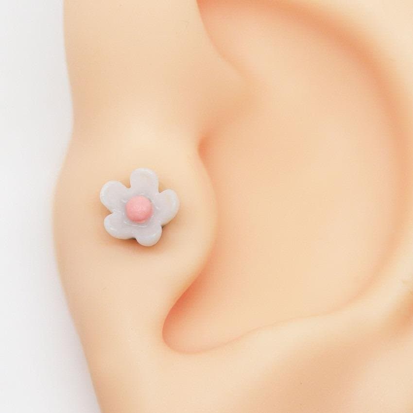 Piercing Flor Branca