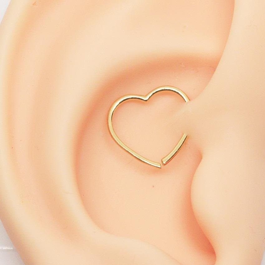 Piercing Clips Daith Coração Grande em Ouro 18K