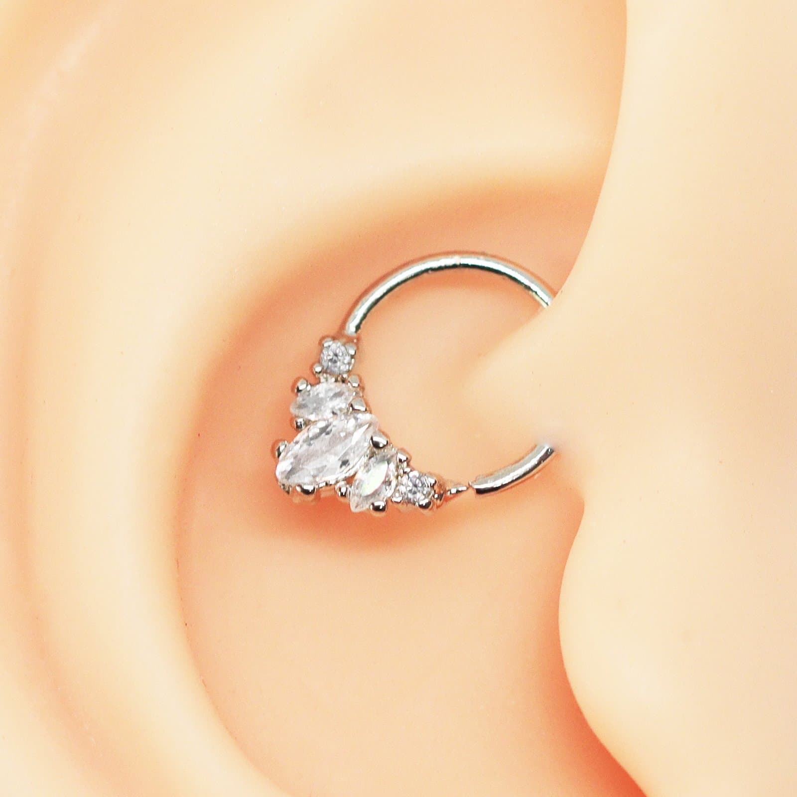 Piercing Daith Argola Crystal Folheada a Ouro Branco